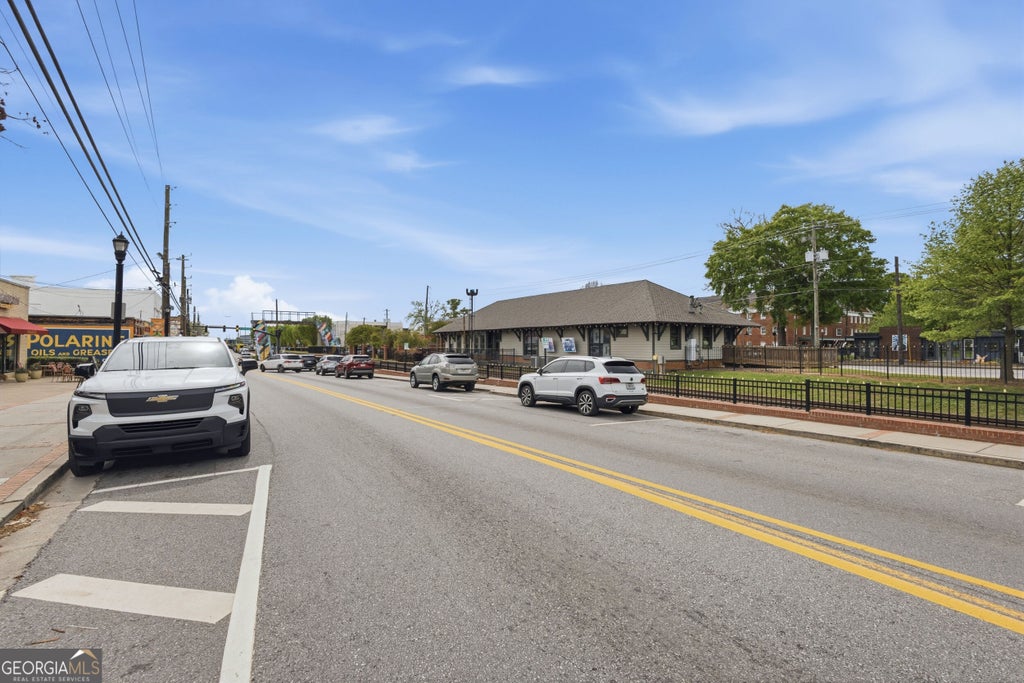 Photo of 631 N Central Avenue, Hapeville, GA 30354 (MLS # 10869947)