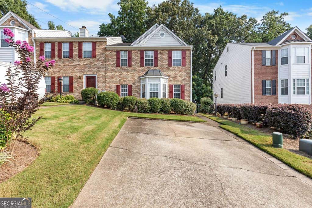 Photo of 2505 Thorngate Drive, Acworth, GA 30101 (MLS # 10816049)