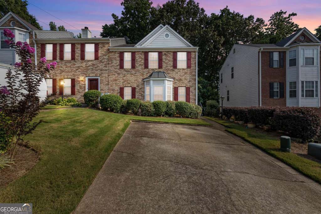 Photo of 2505 Thorngate Drive, Acworth, GA 30101 (MLS # 10816049)
