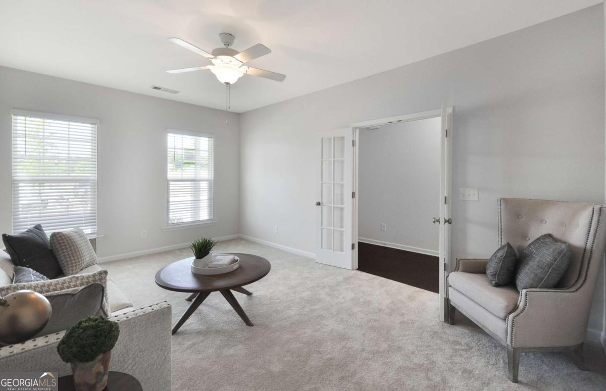 740 Mirror Lake PKWY