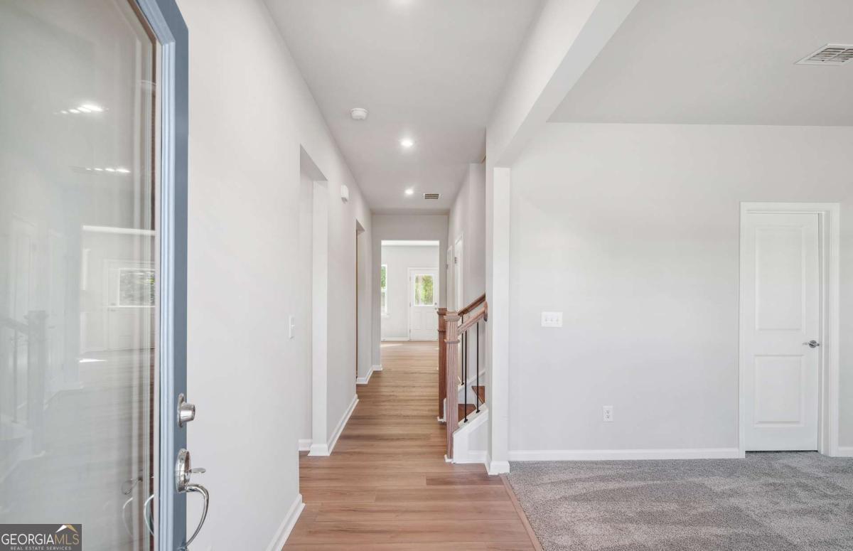 740 Mirror Lake PKWY