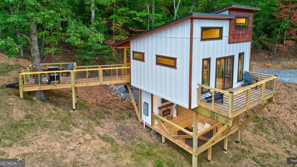 Photo of 193 Garren Cove Road, Morganton, GA 30560 (MLS # 10726451)