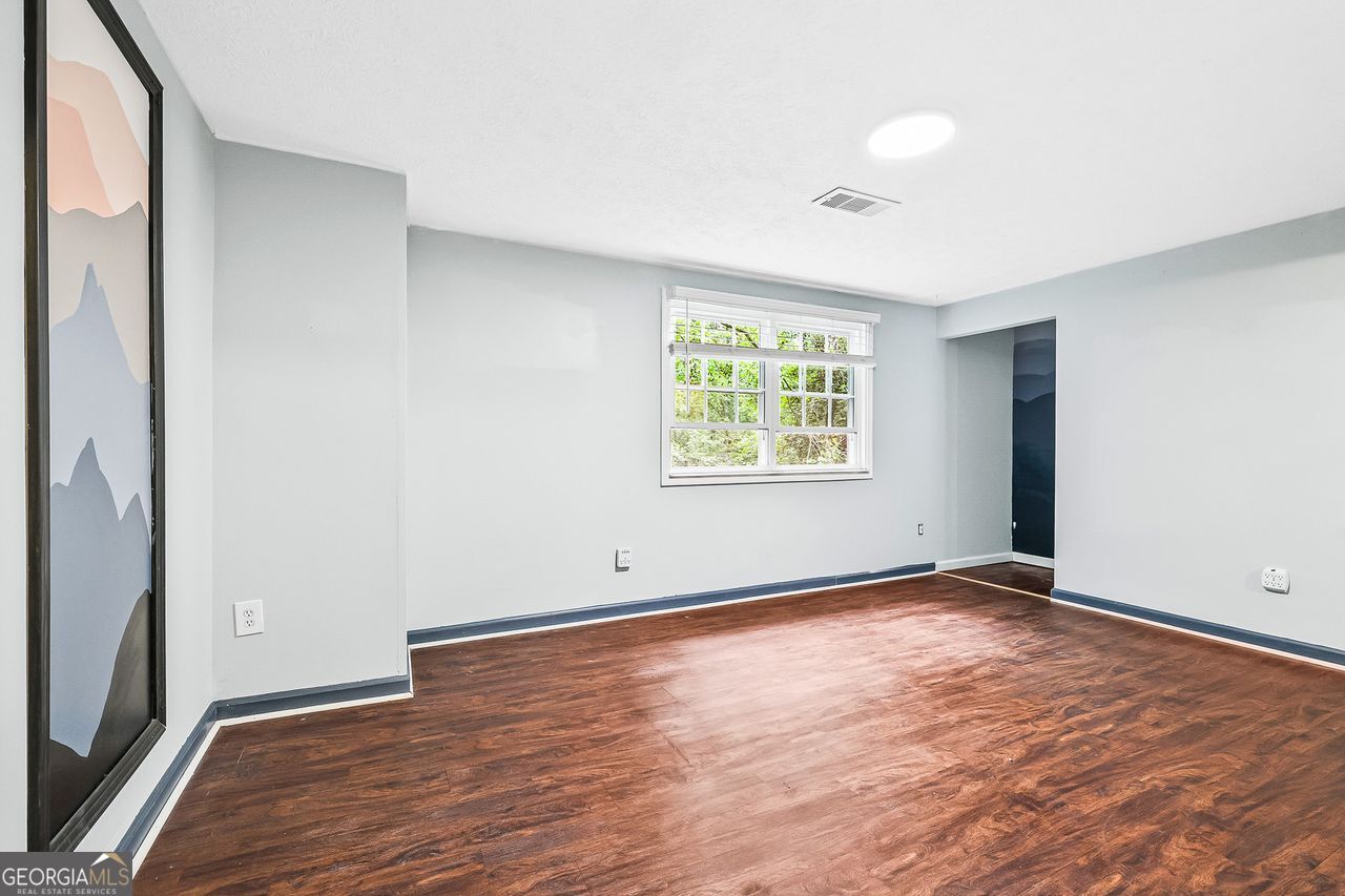 8846 LONG BEACH CIR