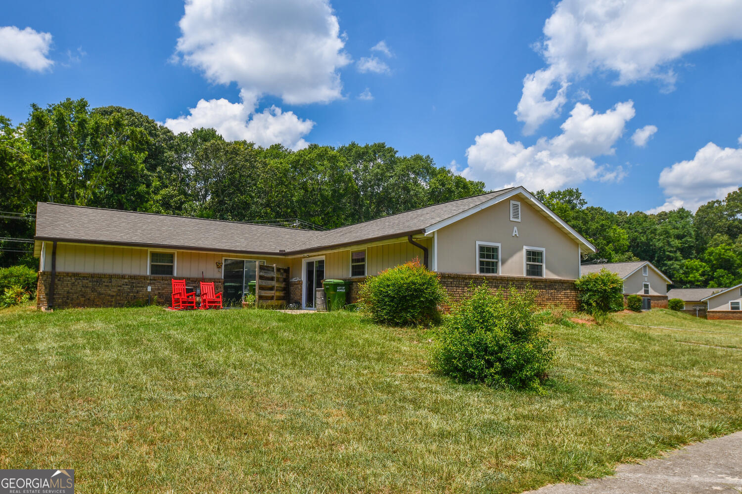 1482 Waverly WAY