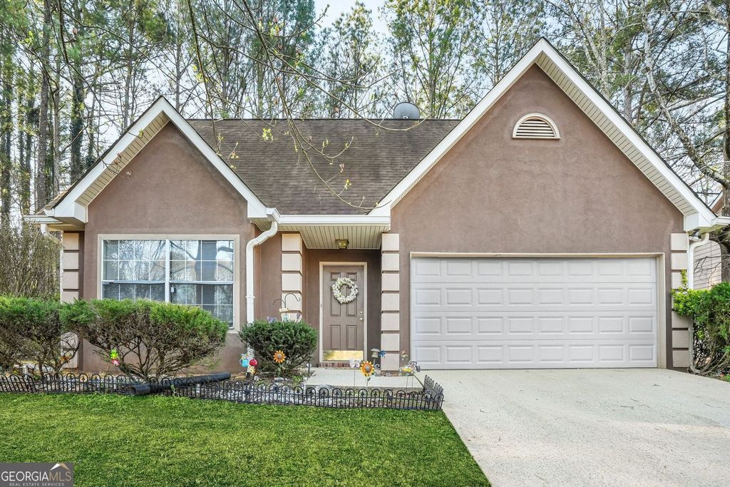 Photo of 318 Eagle Court, Stockbridge, GA 30281 (MLS # 10730791)