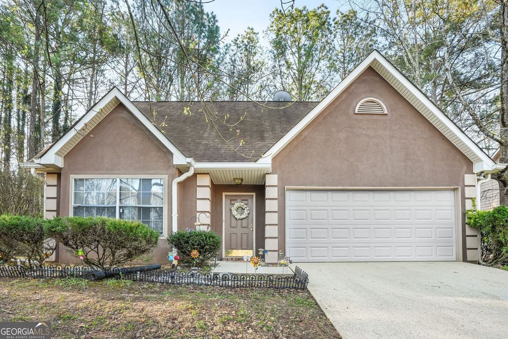 Photo of 318 Eagle Court, Stockbridge, GA 30281 (MLS # 10730791)