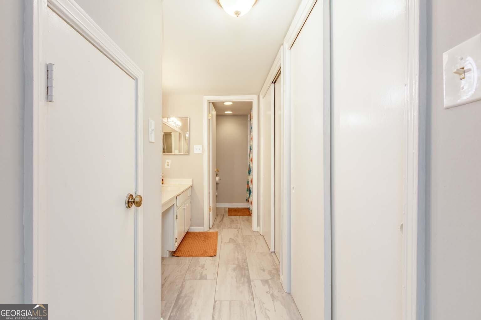 Atlanta, Georgia 30327, United States, 2 Bedrooms Bedrooms, ,2 BathroomsBathrooms,Residential,Active,36465