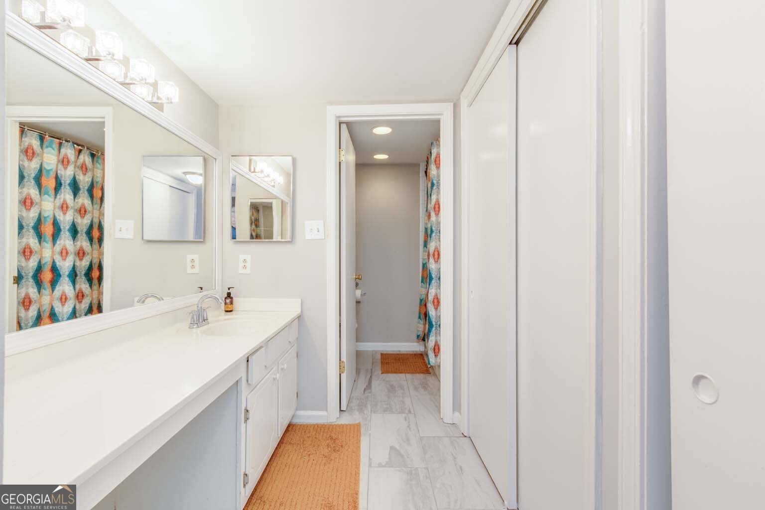 Atlanta, Georgia 30327, United States, 2 Bedrooms Bedrooms, ,2 BathroomsBathrooms,Residential,Active,36465