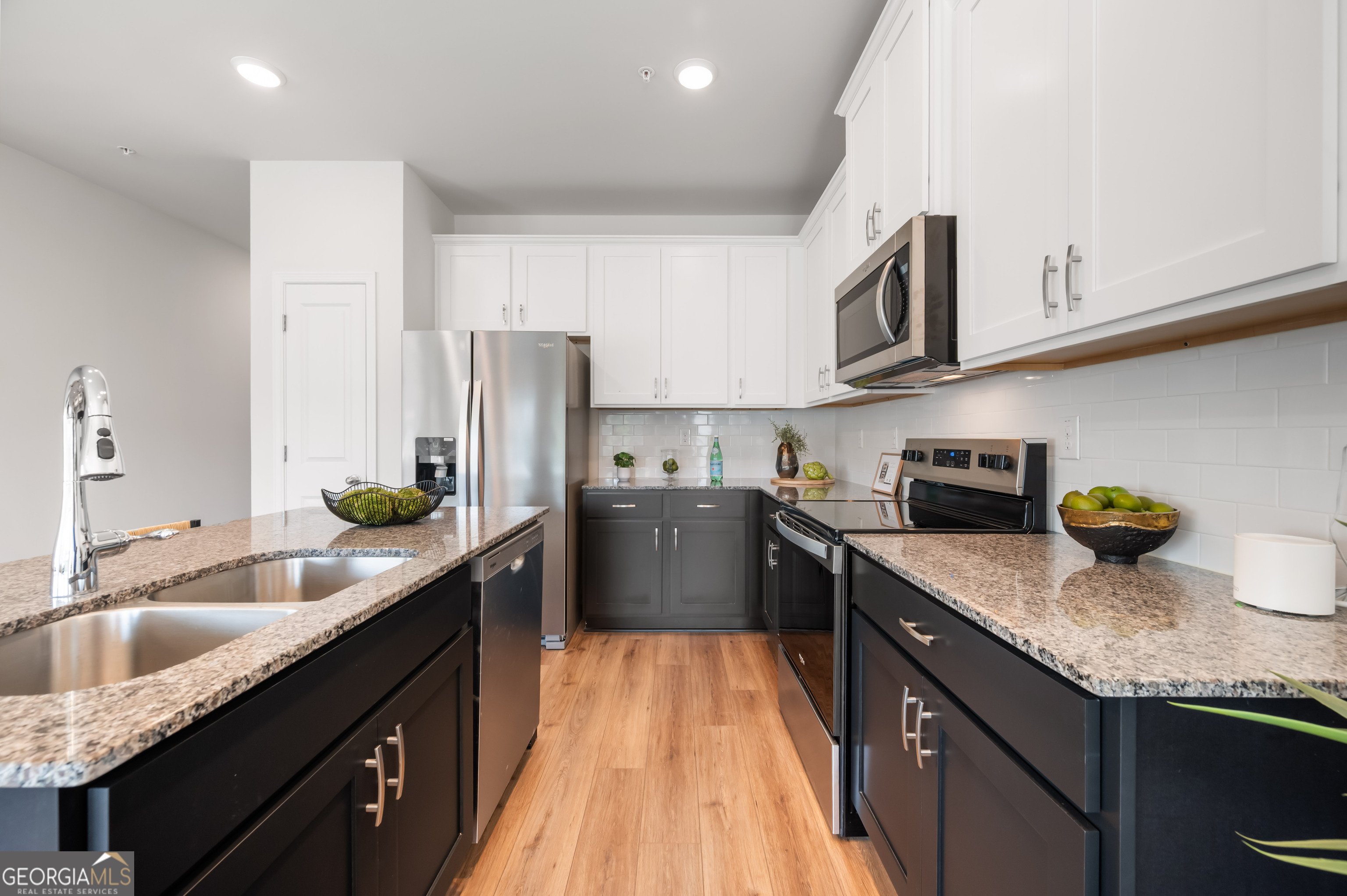 9450 Maple Grove LN 62