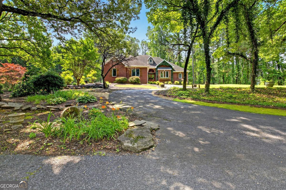 312 Sterling RD