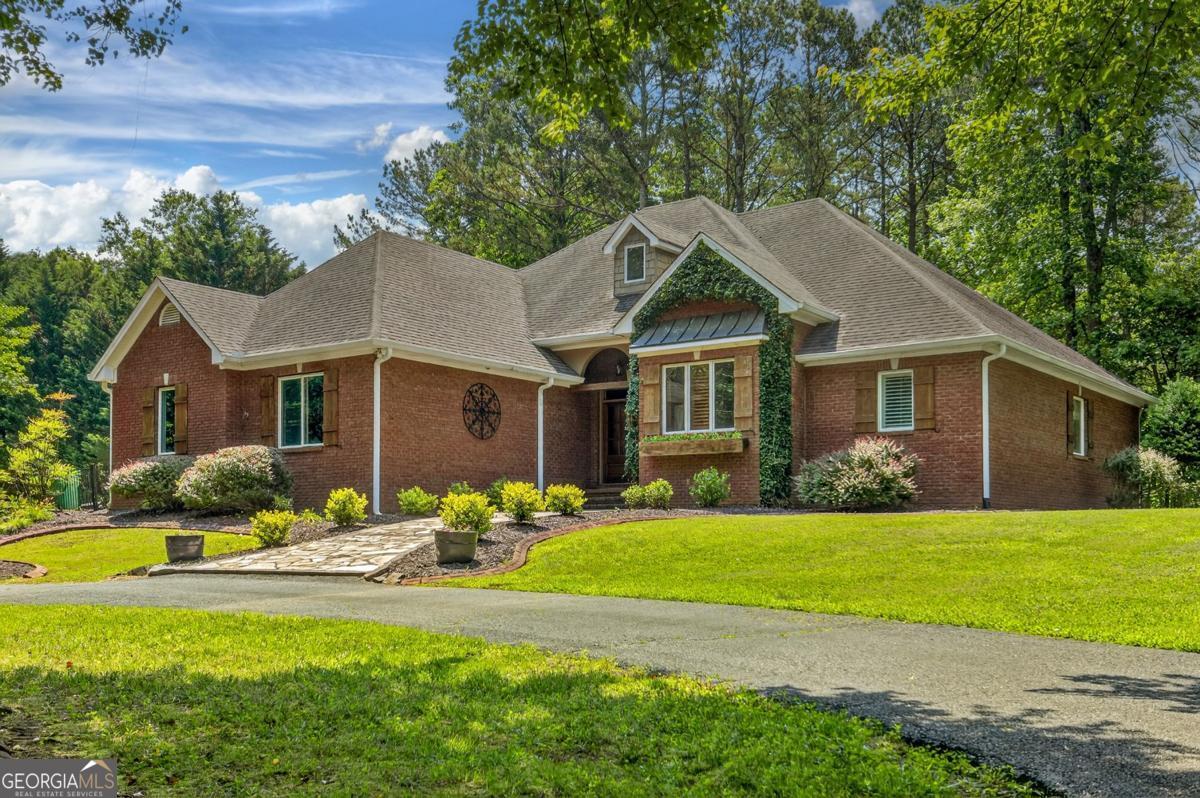 312 Sterling RD