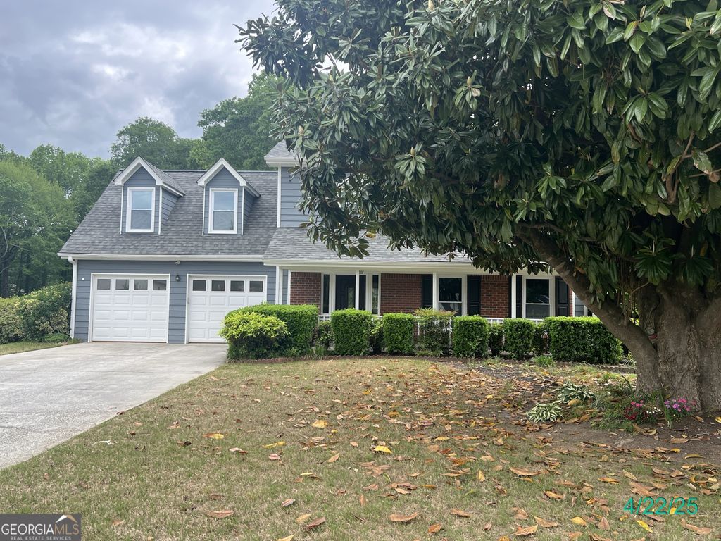 Photo of 716 WILKES Dr, LOGANVILLE, GA 30052 (MLS # 10707369)