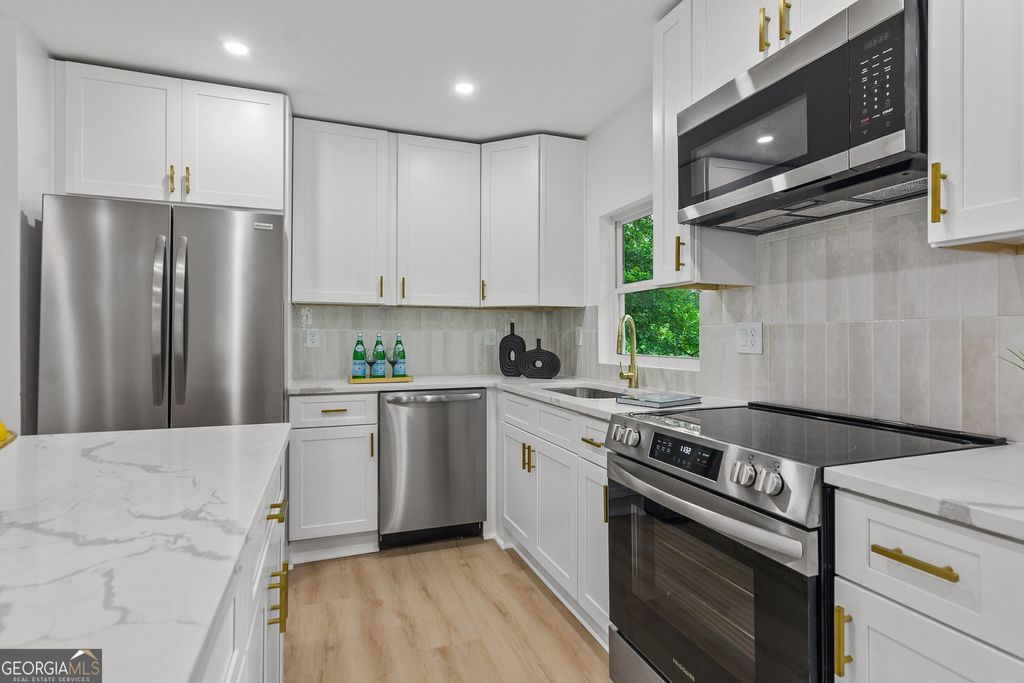 Photo of 1776 Valencia Road, Decatur, GA 30032 (MLS # 10656505)