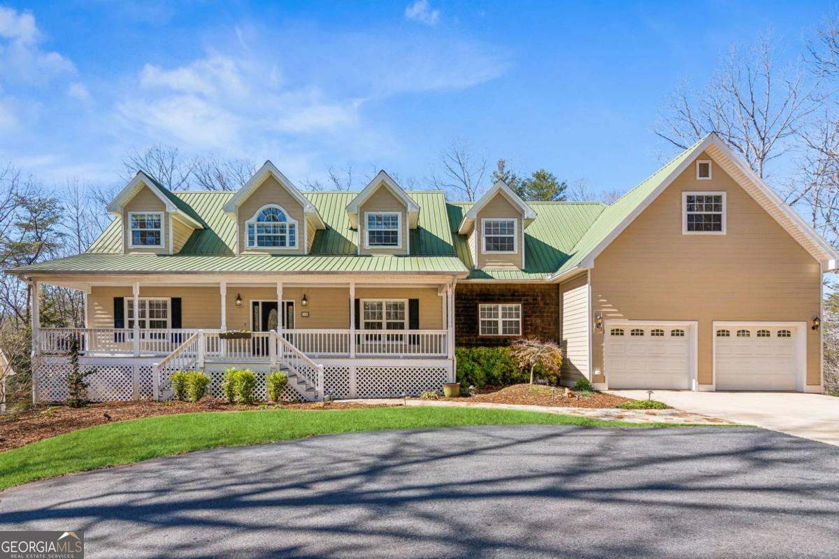 154 Hickory LN