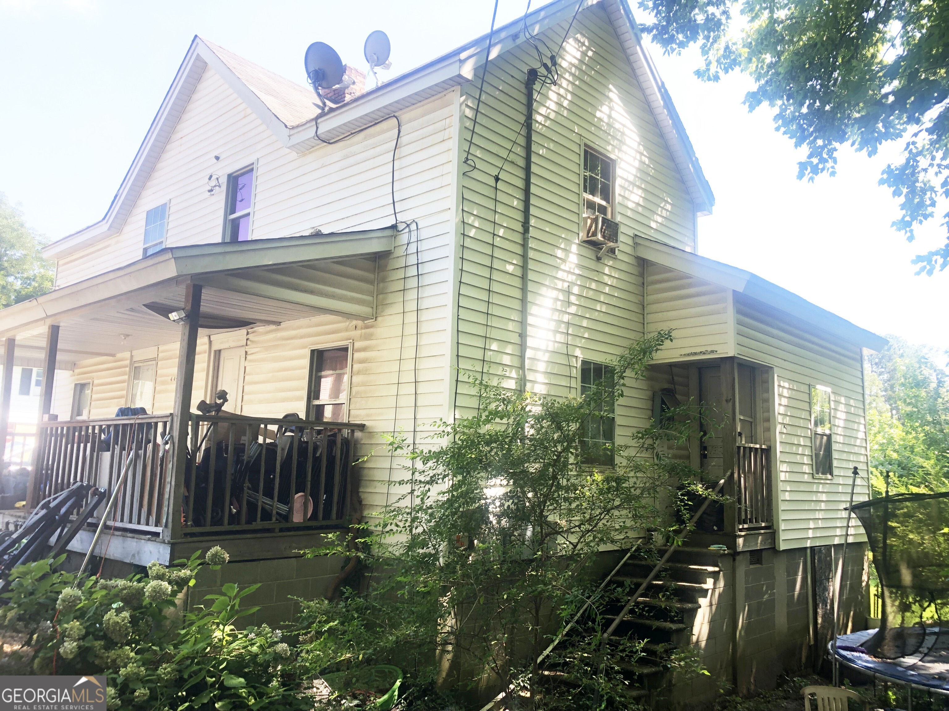 43 Dean ST