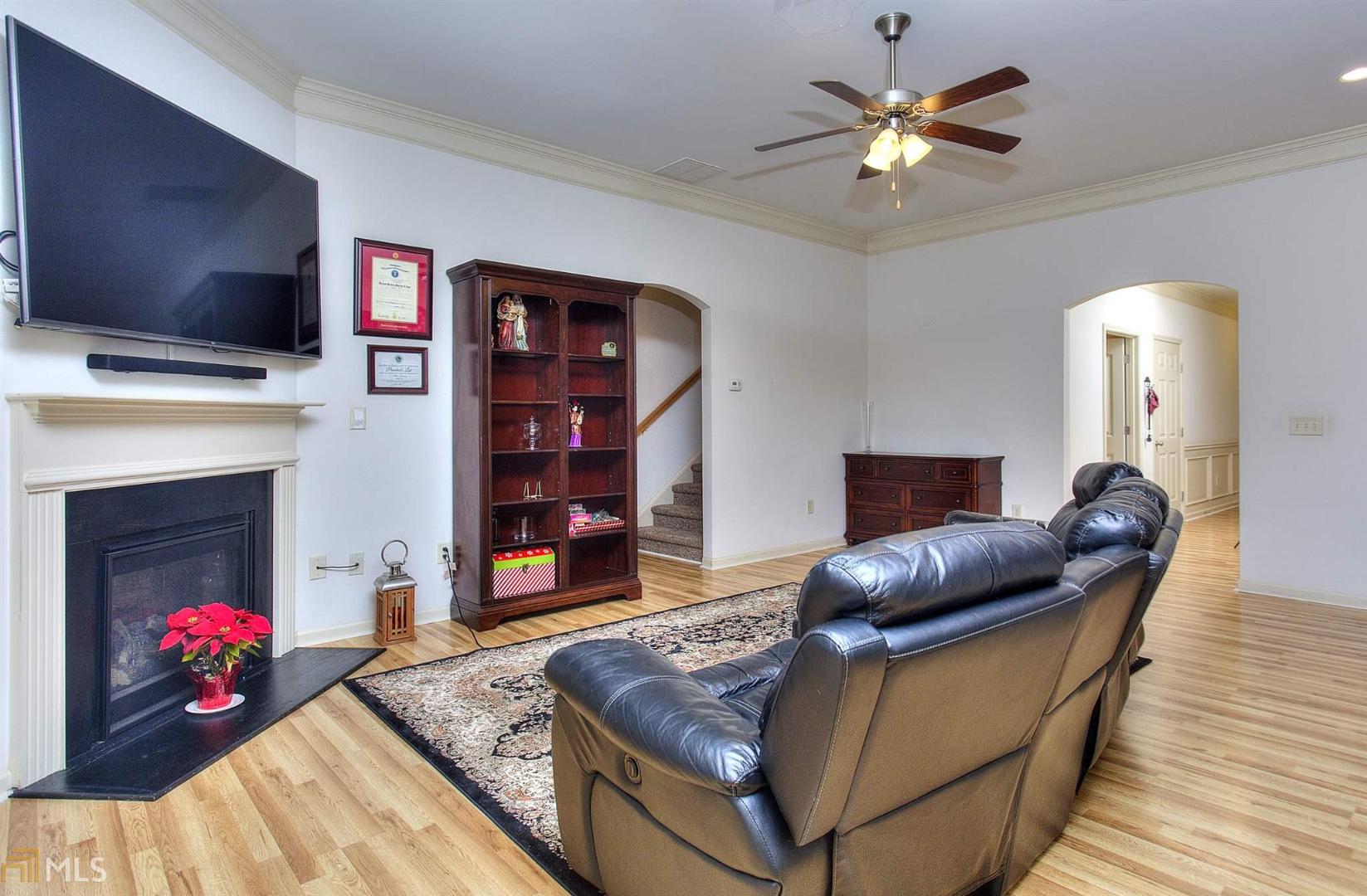 Silver Oaks - Residential