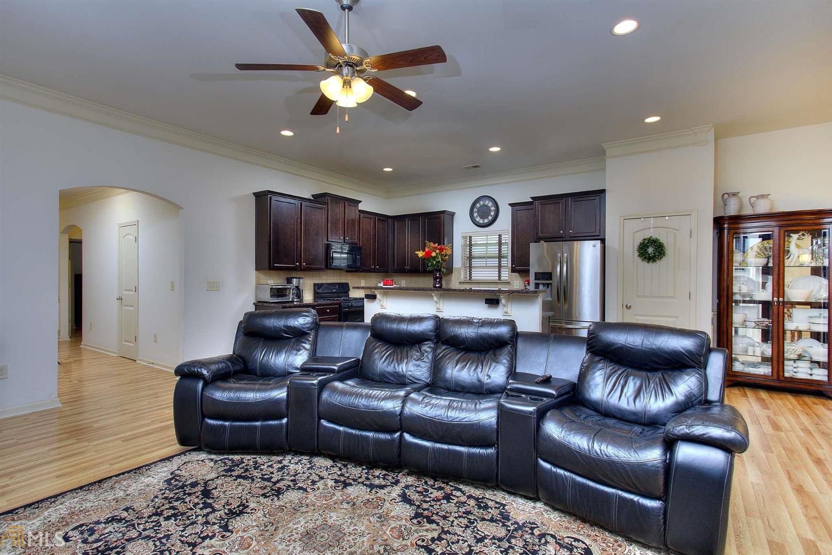 Silver Oaks - Residential
