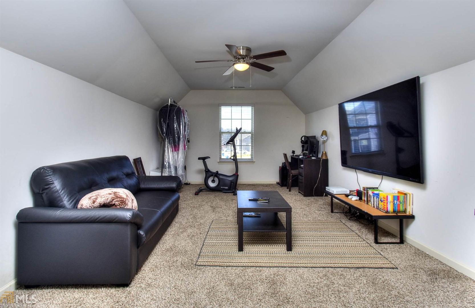 Silver Oaks - Residential
