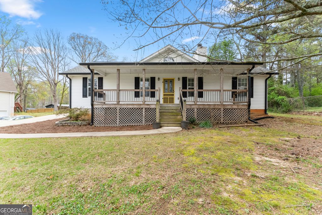 Photo of 8615 Bayhill Drive, Gainesville, GA 30506 (MLS # 10721471)