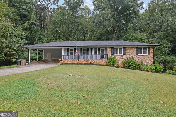 5041 FITTS DR NE, ROSWELL, GA 30075 - Image ea0630009b782852ea8f0f2e6c6bbc39/1394511938