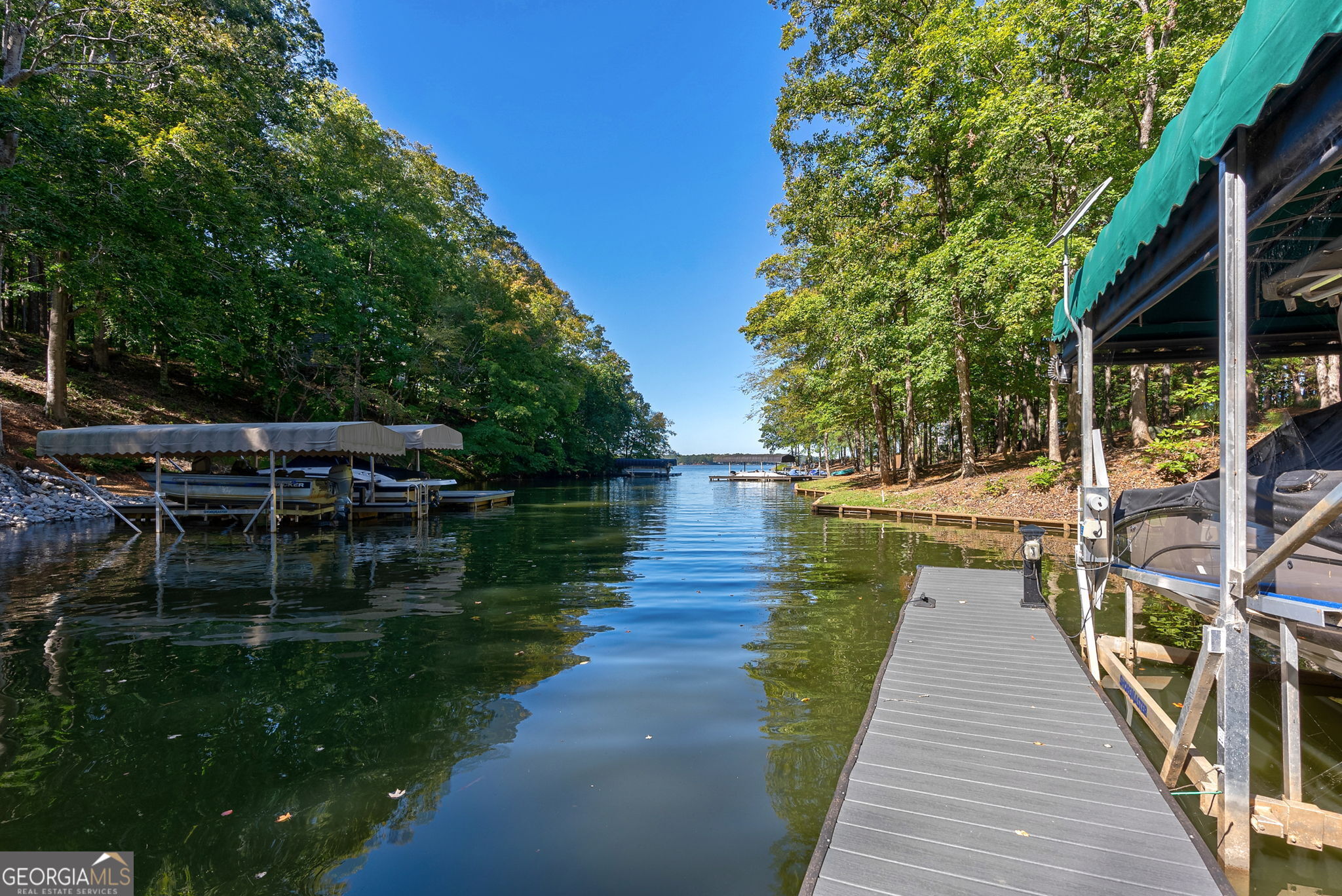 Greensboro, Georgia 30642, United States, 5 Bedrooms Bedrooms, ,5 BathroomsBathrooms,Residential,Active,80448