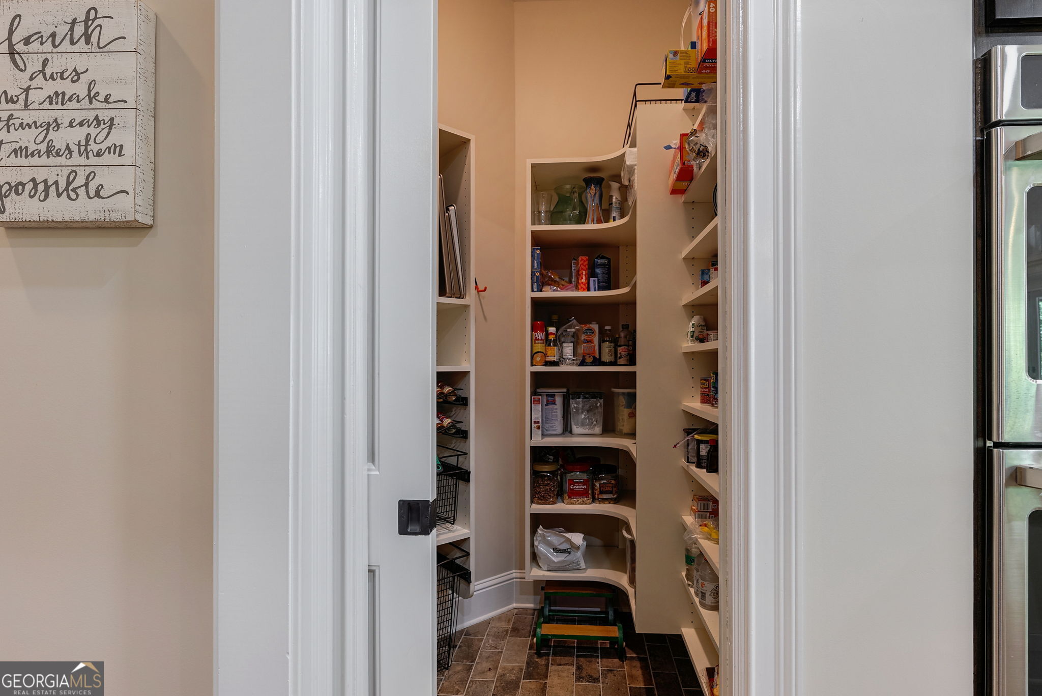 Greensboro, Georgia 30642, United States, 5 Bedrooms Bedrooms, ,5 BathroomsBathrooms,Residential,Active,80448