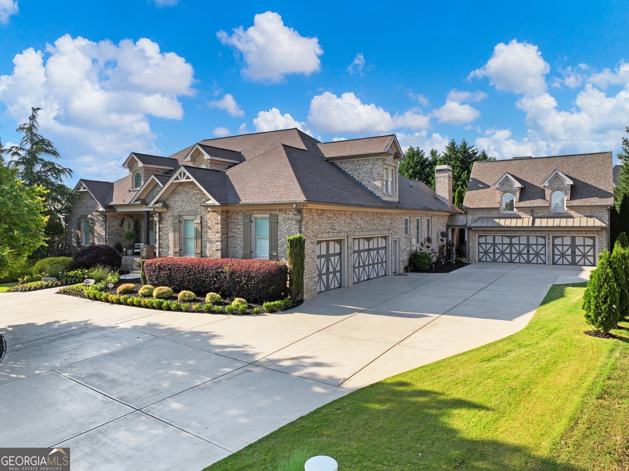 2564 Northern Oak DR