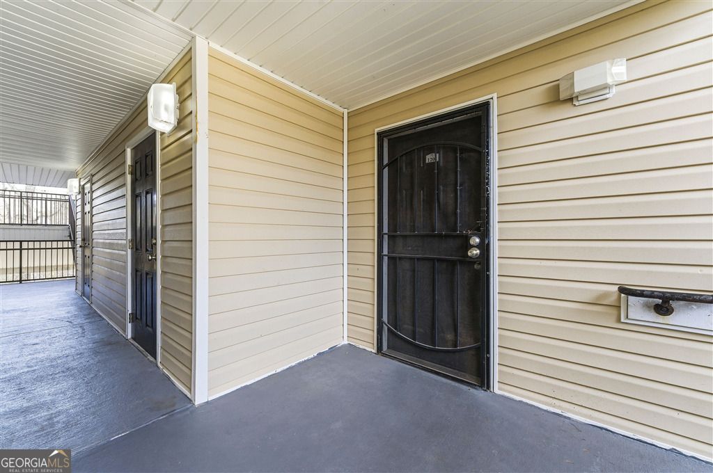 Photo of 1202 Fairington Village Drive, Lithonia, GA 30038 (MLS # 10696876)