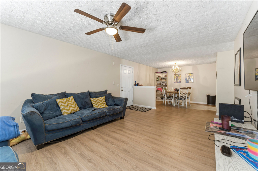 1202 Fairington Village DR