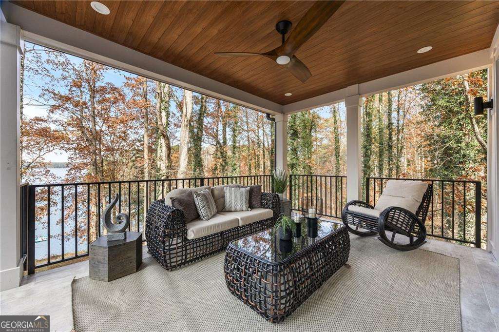 6178 Lake Lanier Heights RD