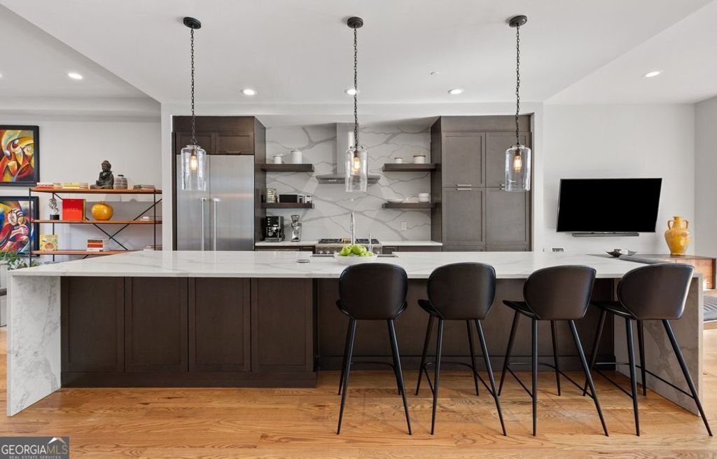 Photo of 912 Lenox Boulevard NE, Atlanta, GA 30324 (MLS # 10738669)