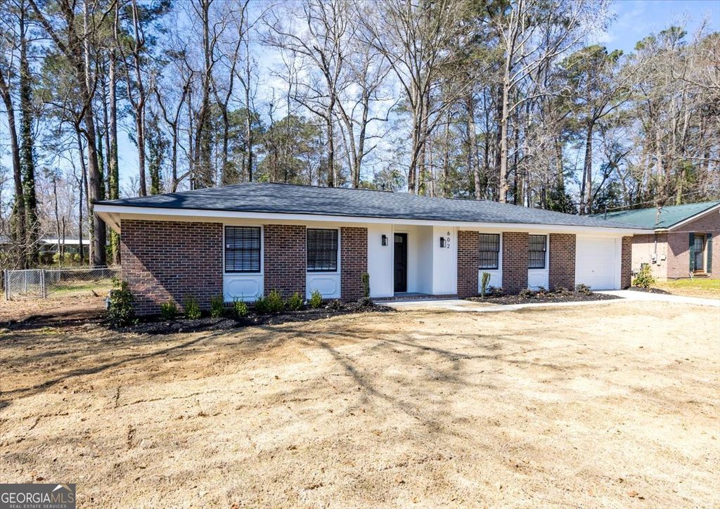 Photo of 602 N Forest Lake Drive, Macon, GA 31210 (MLS # 10702559)