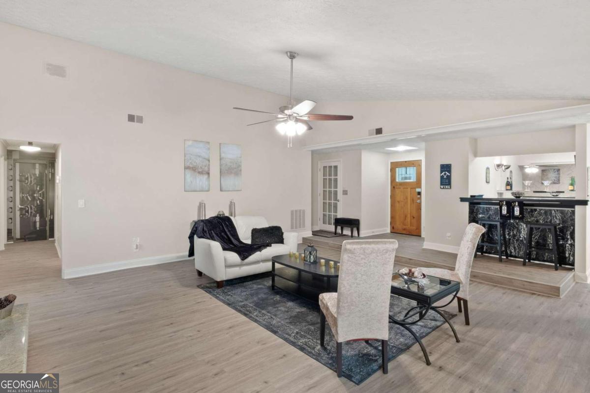 LAMPLIGHTER - Residential