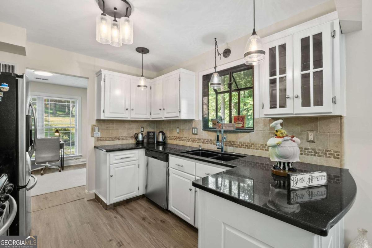 LAMPLIGHTER - Residential