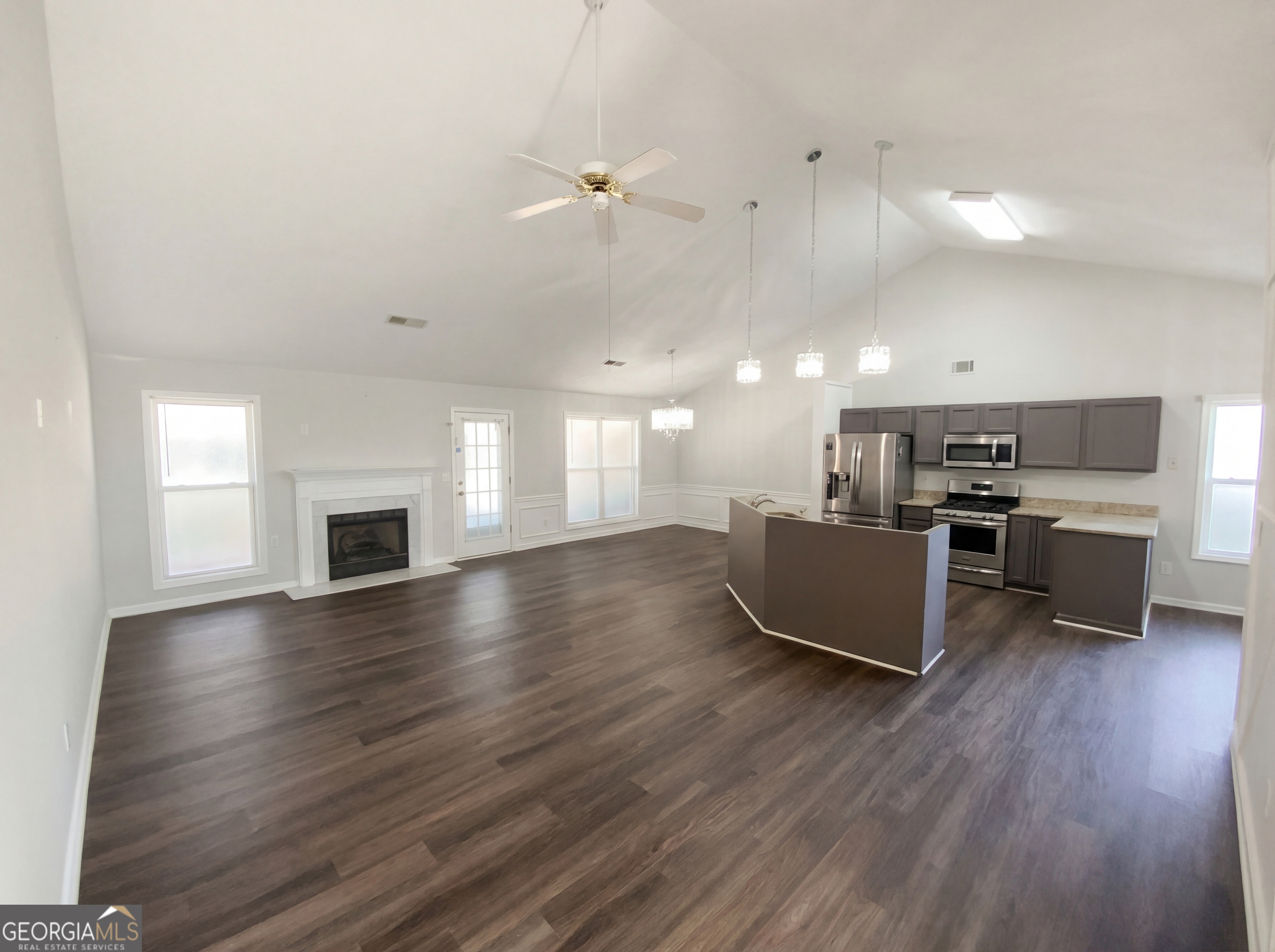 6895 Valley Forest DR