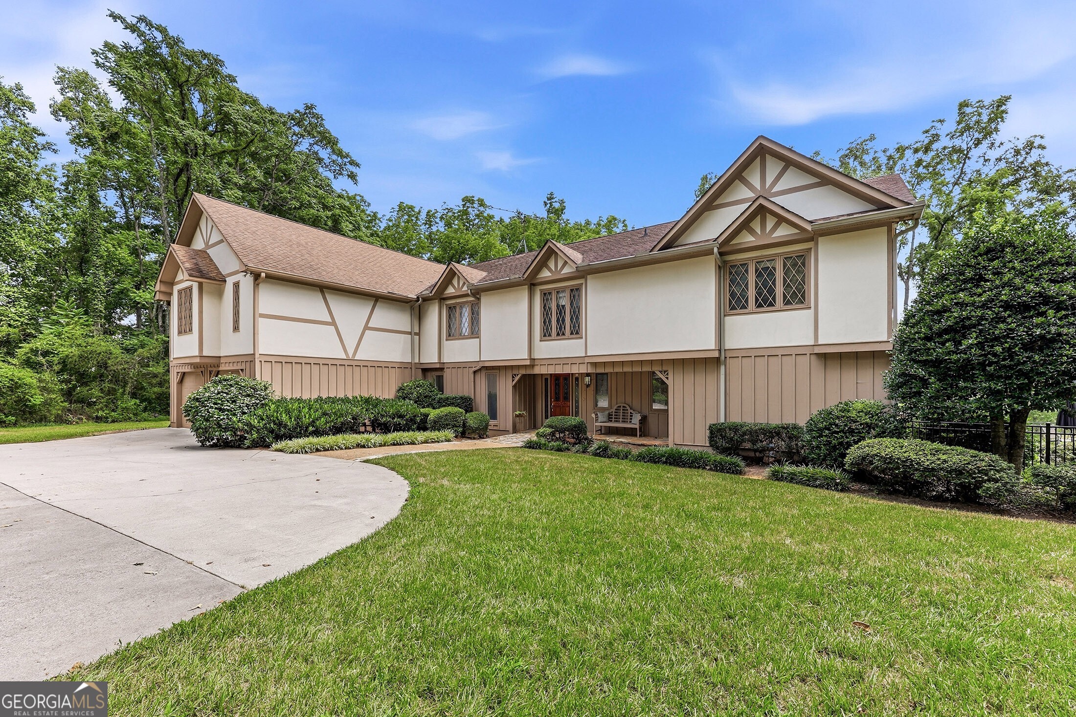 3421 Chestatee RD