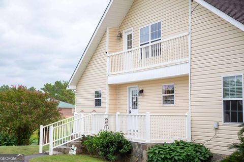 A home in Baxley