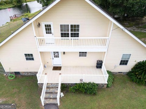 A home in Baxley