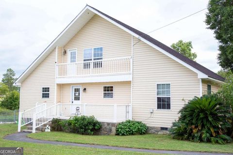 A home in Baxley