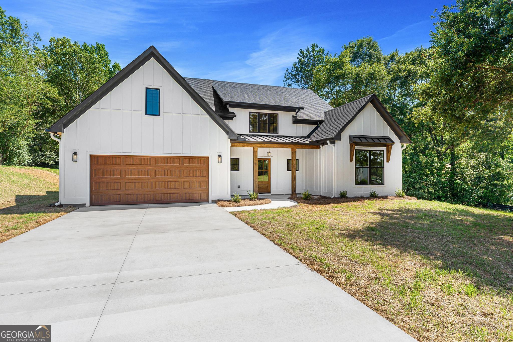 221 Highland Ridge DR