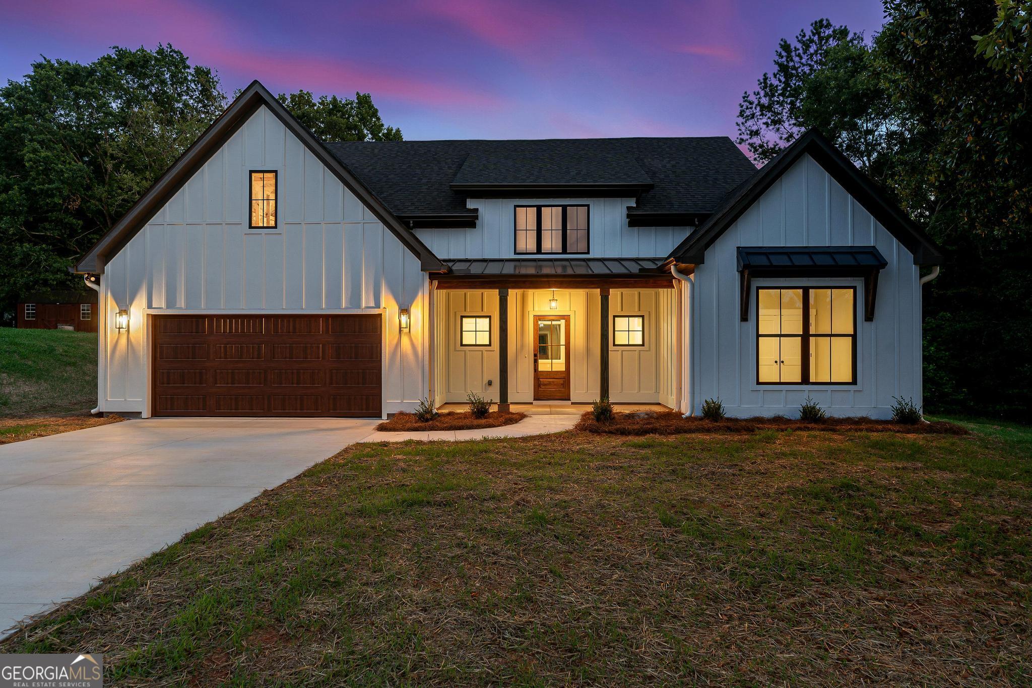 221 Highland Ridge DR