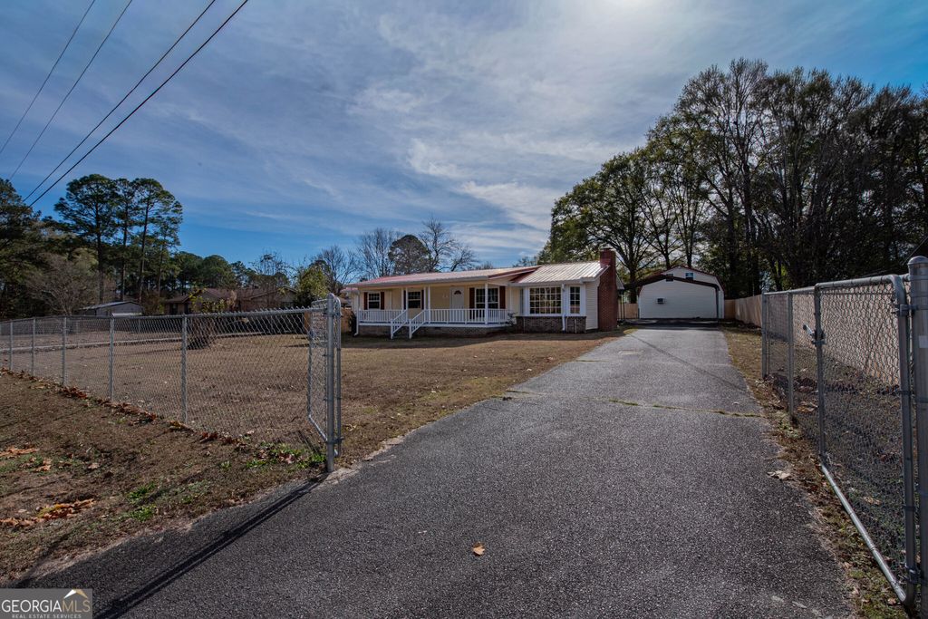 Photo of 9 Friar Tuck Road, Reynolds, GA 31076 (MLS # 10658721)