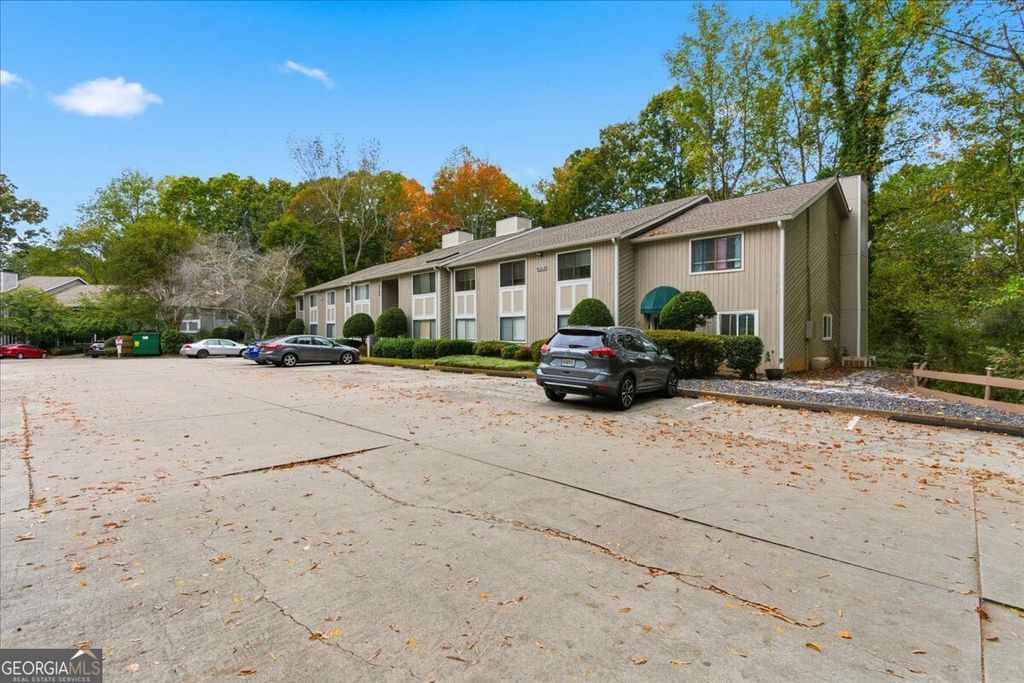 Photo of 6119 Woodmont Boulevard, Peachtree Corners, GA 30092 (MLS # 10632294)