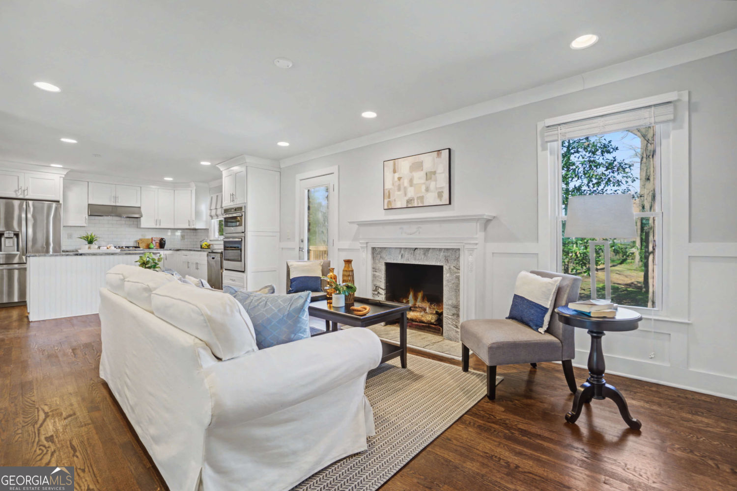 6570 Cherry Tree LN NE