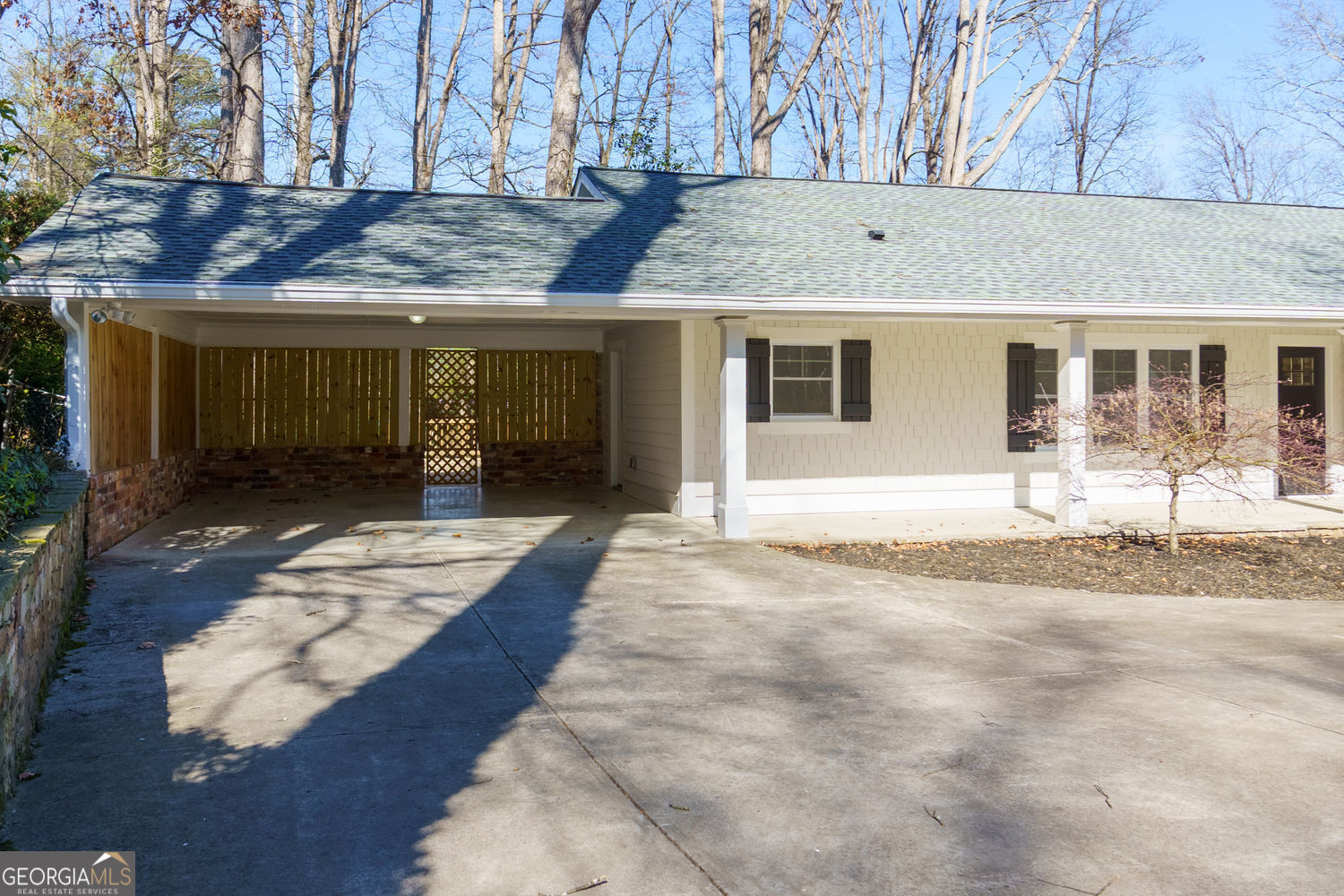 6570 Cherry Tree LN NE