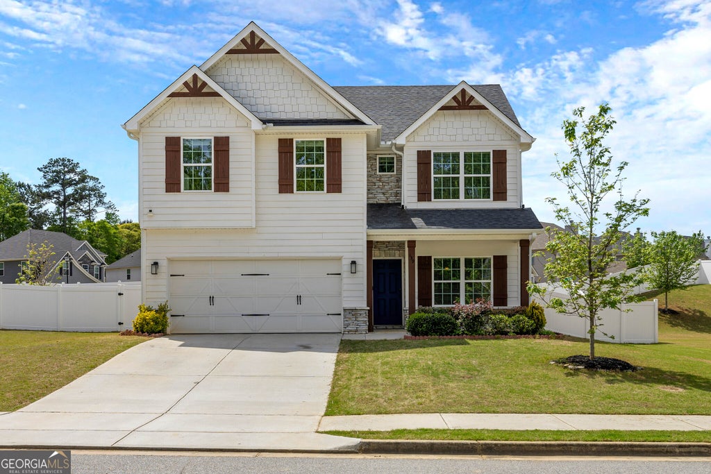 Photo of 139 Ashton Place, Newnan, GA 30265 (MLS # 10838736)