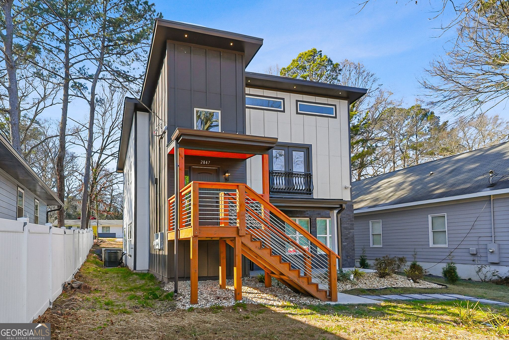 2847 Forrest Hills DR SW