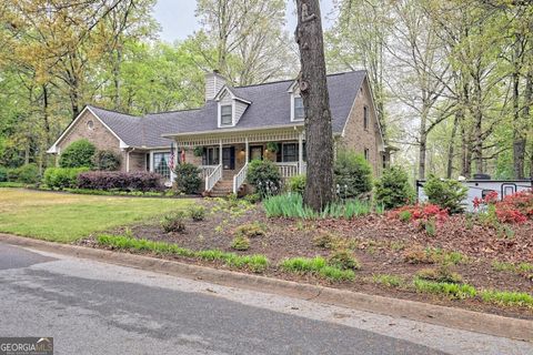 A home in Dacula