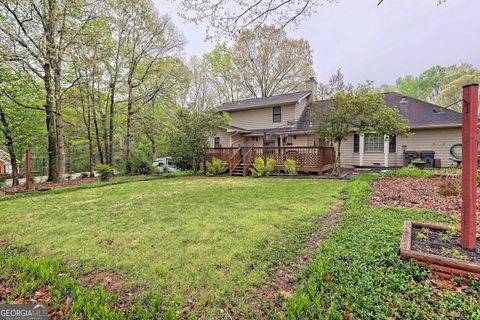 A home in Dacula