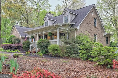 A home in Dacula